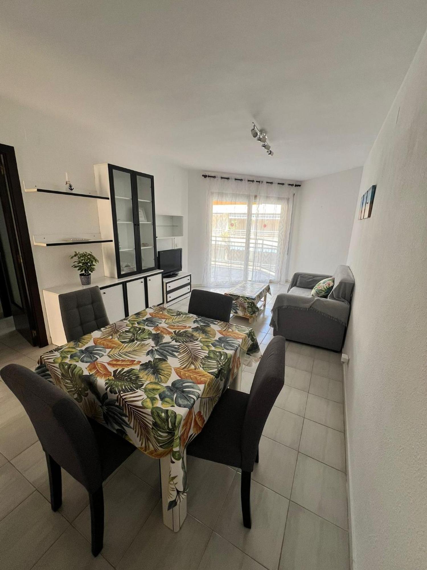 Apartamentos Versailles Вилафортуни Экстерьер фото