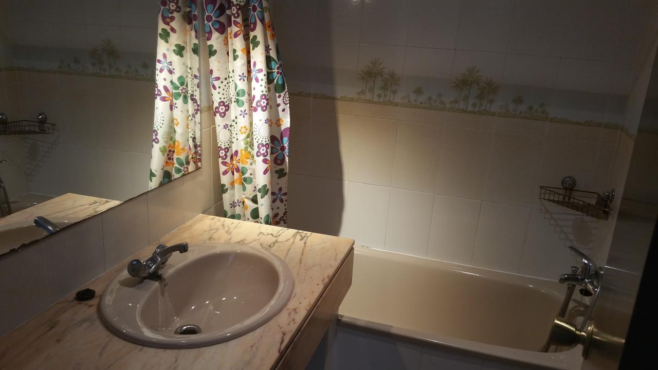 Apartamentos Versailles Вилафортуни Экстерьер фото